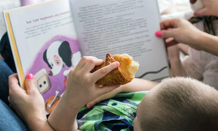 buku cerita bagi perkembangan anak